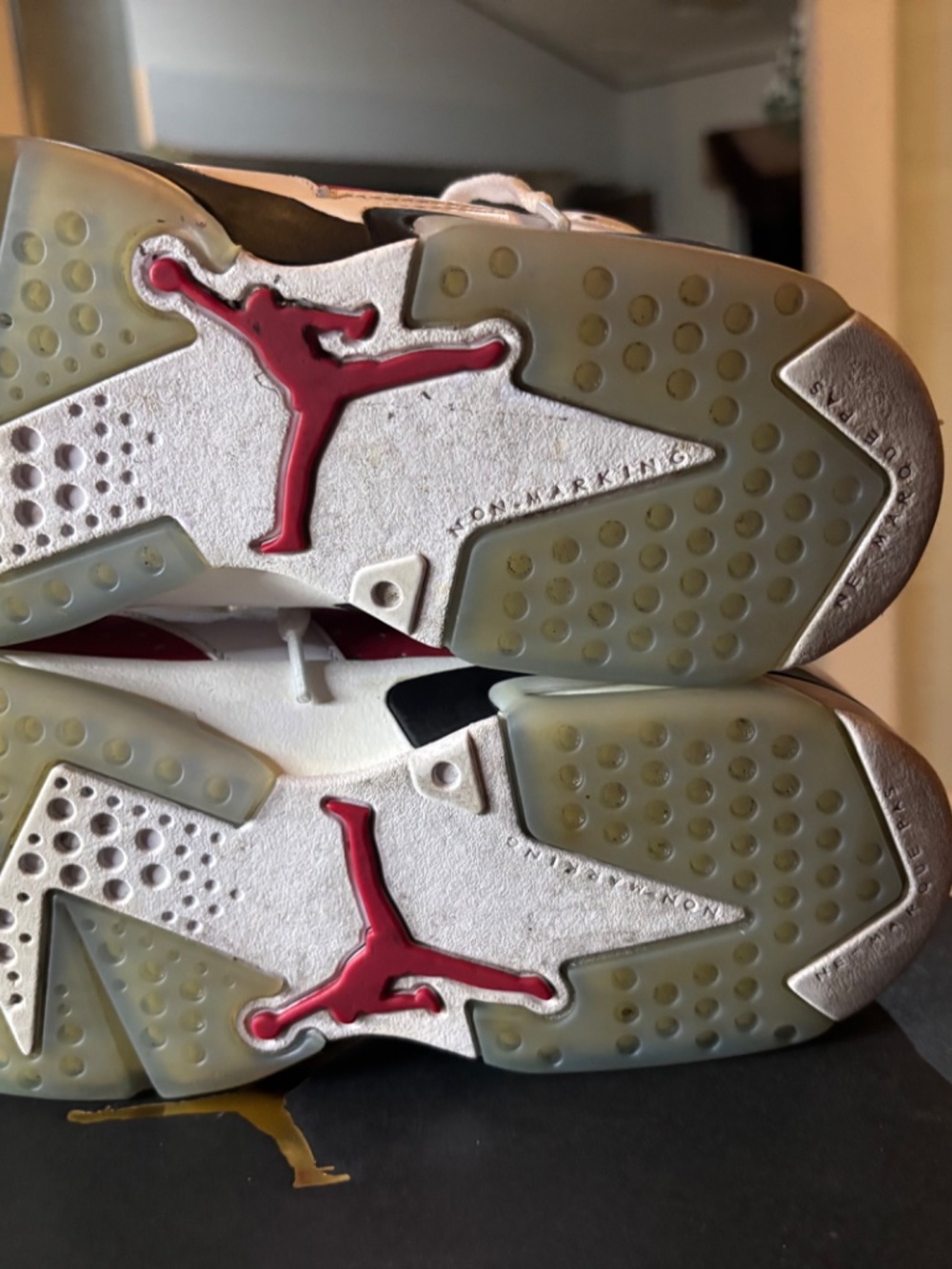 sneakers - Picture 7 of 12